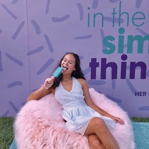 Meet your Posher, Amanda